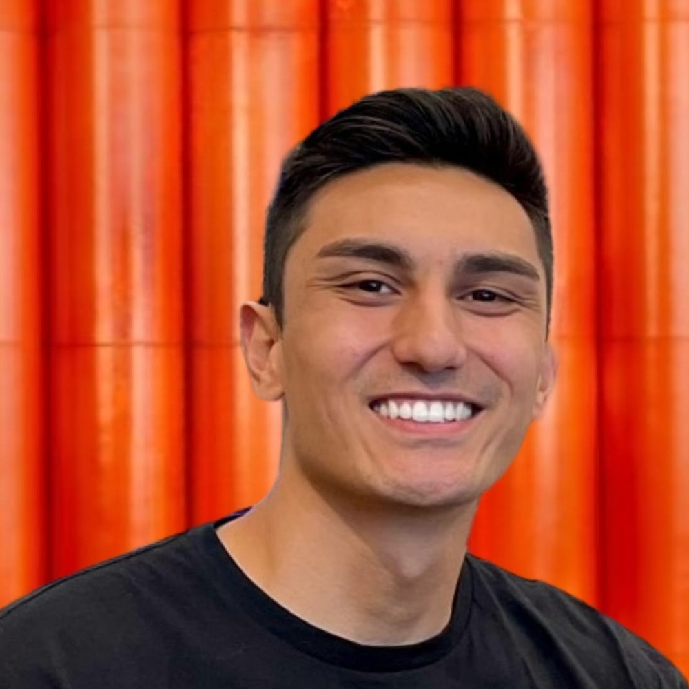 Kevin Borgh, Co-Founder & COO at Custom Tea Tins